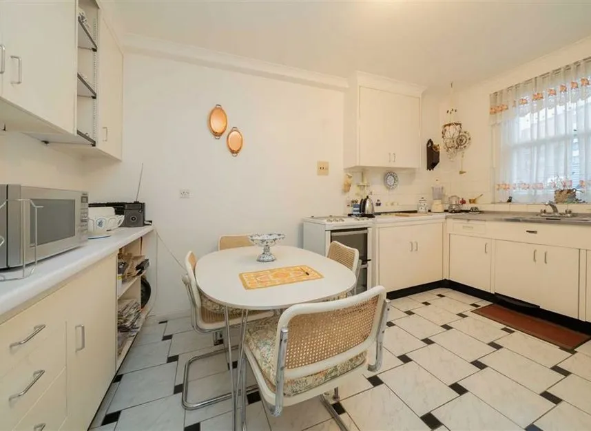 Harley Street, Marylebone, W1G, photo 4