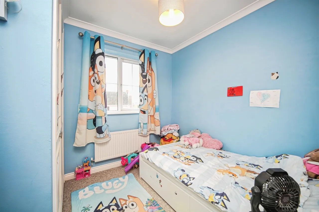 Baileys Gate, Cotford St. Luke, TA4, photo 18