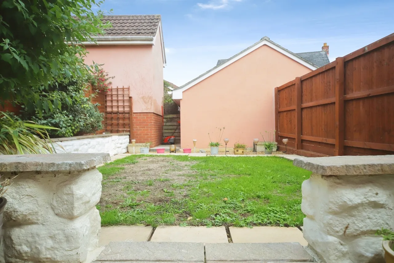 Baileys Gate, Cotford St. Luke, TA4, photo 19