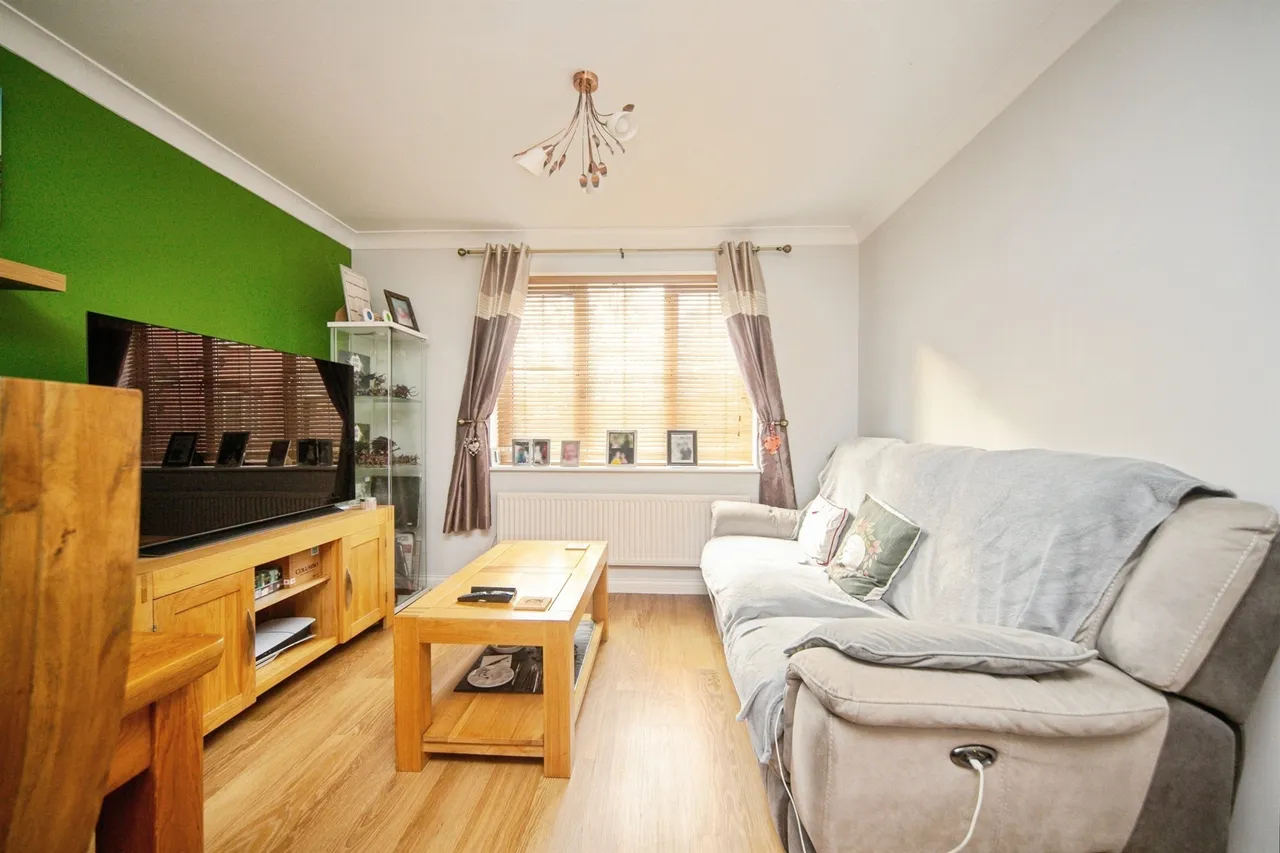 Baileys Gate, Cotford St. Luke, TA4, photo 4