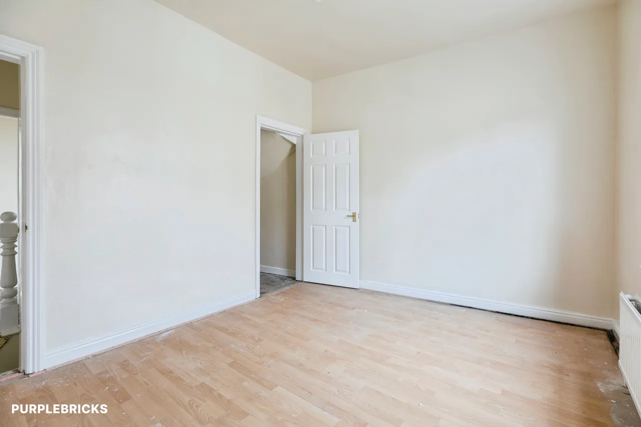 James Street, Barnsley, S70, photo 10