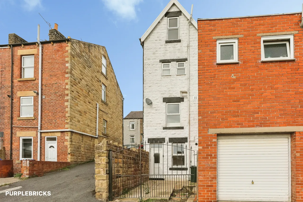 James Street, Barnsley, S70, photo 20
