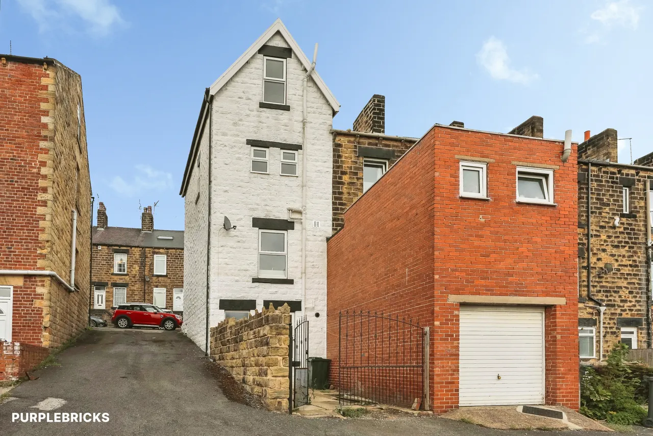 James Street, Barnsley, S70, photo 17