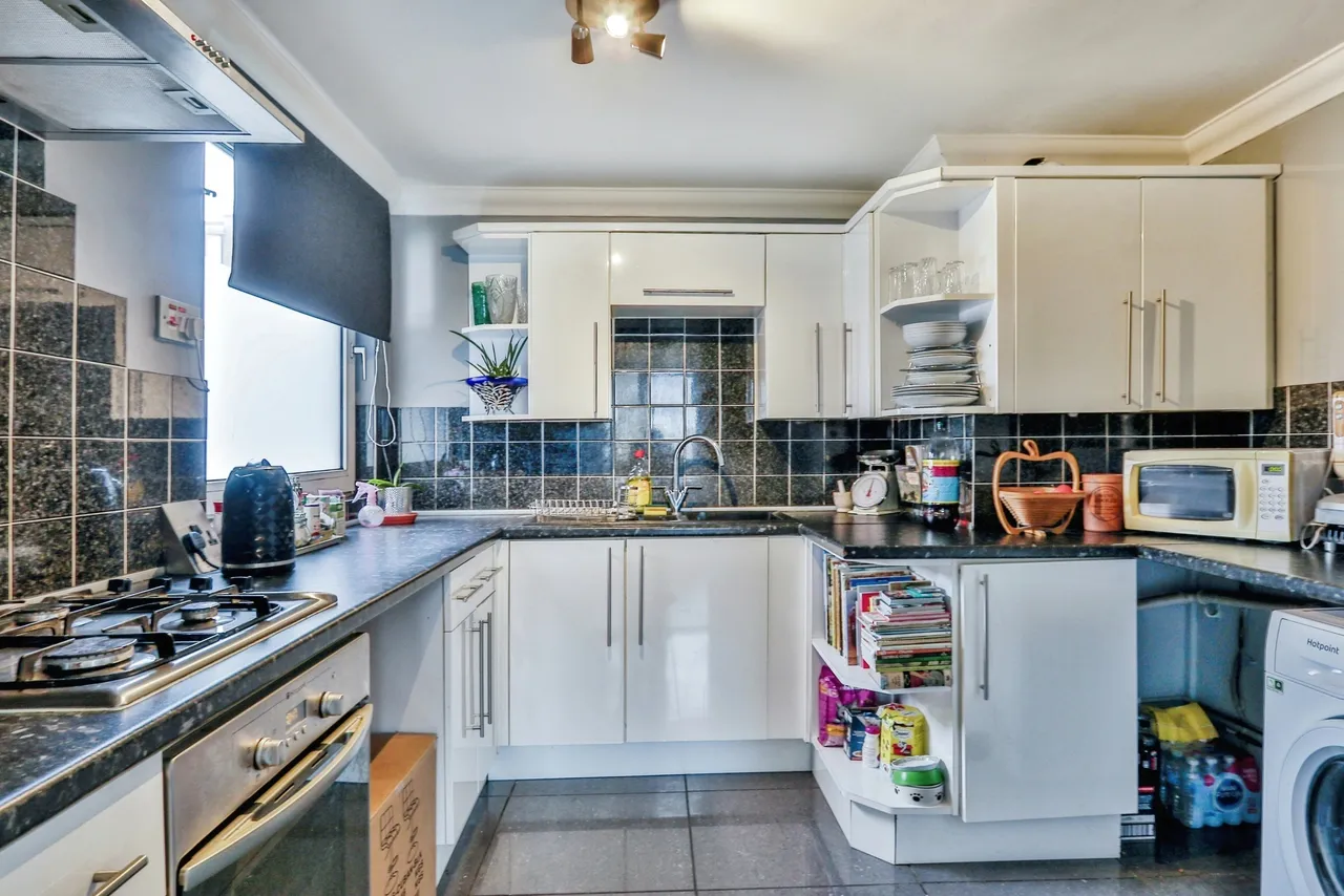Downland Place, Poole, BH17, photo 5