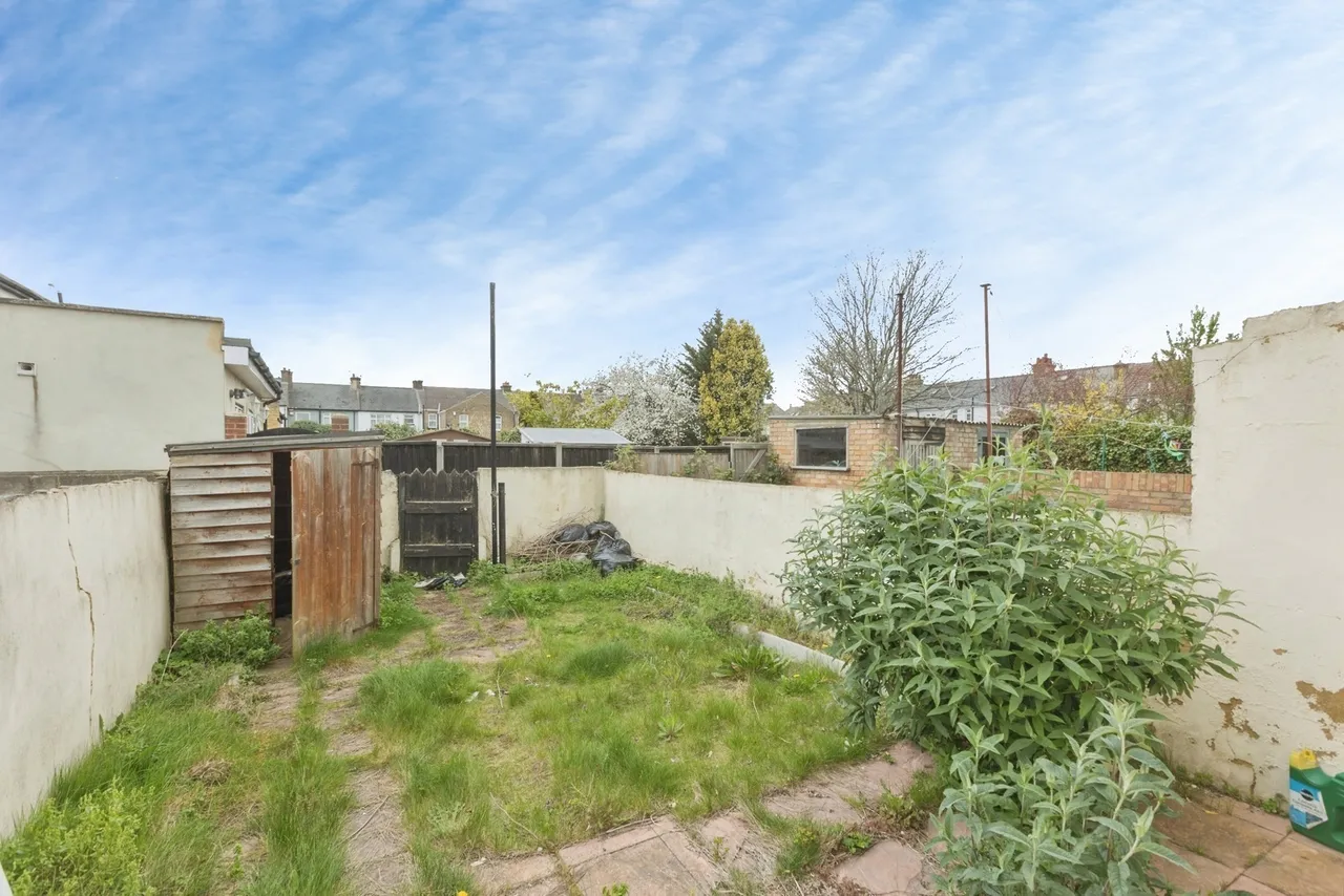 St. James's Avenue, Gravesend, DA11, photo 12