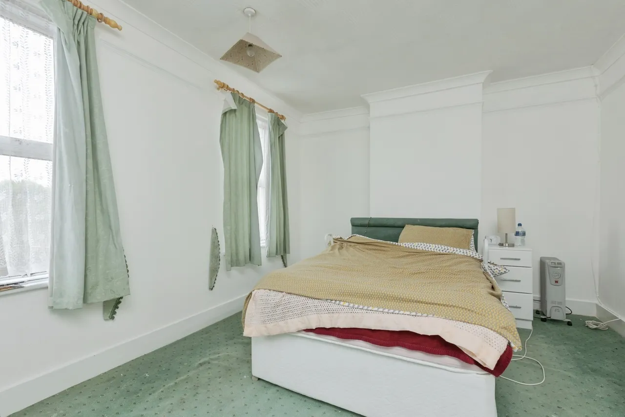 St. James's Avenue, Gravesend, DA11, photo 9