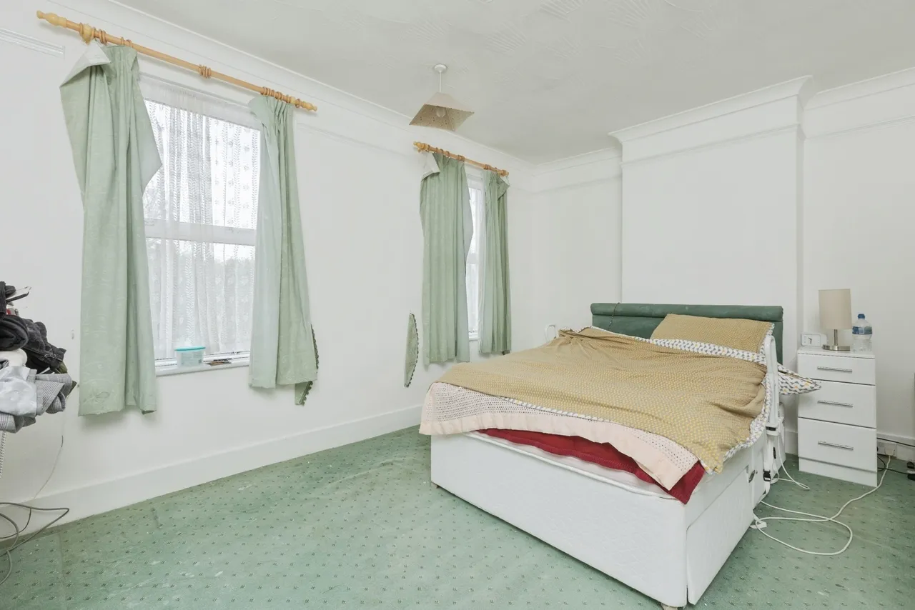 St. James's Avenue, Gravesend, DA11, photo 8