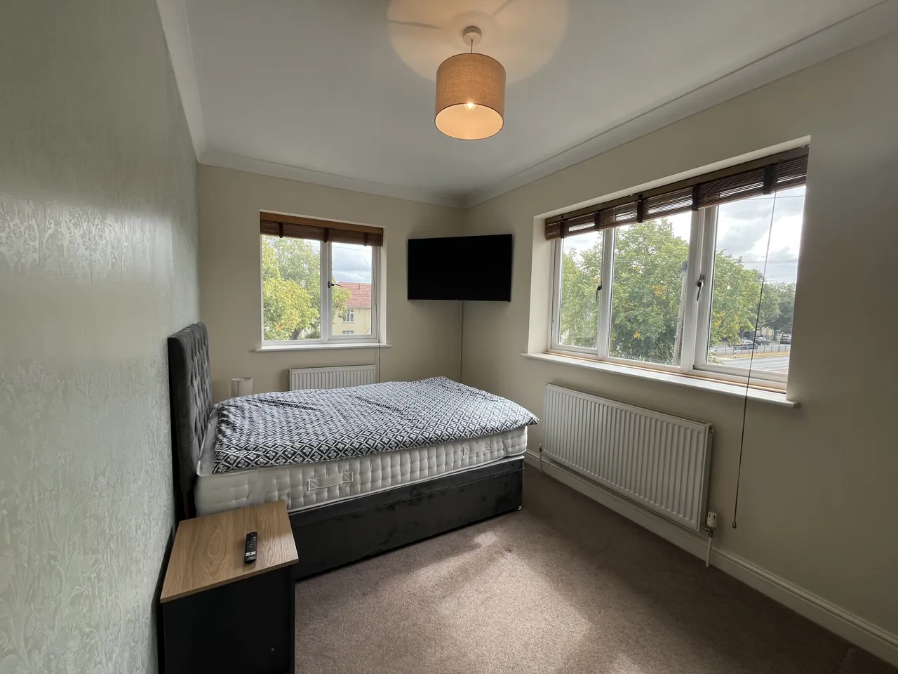house to rent — Room To Rent, Sandford Road, Balby, DN4 8EU