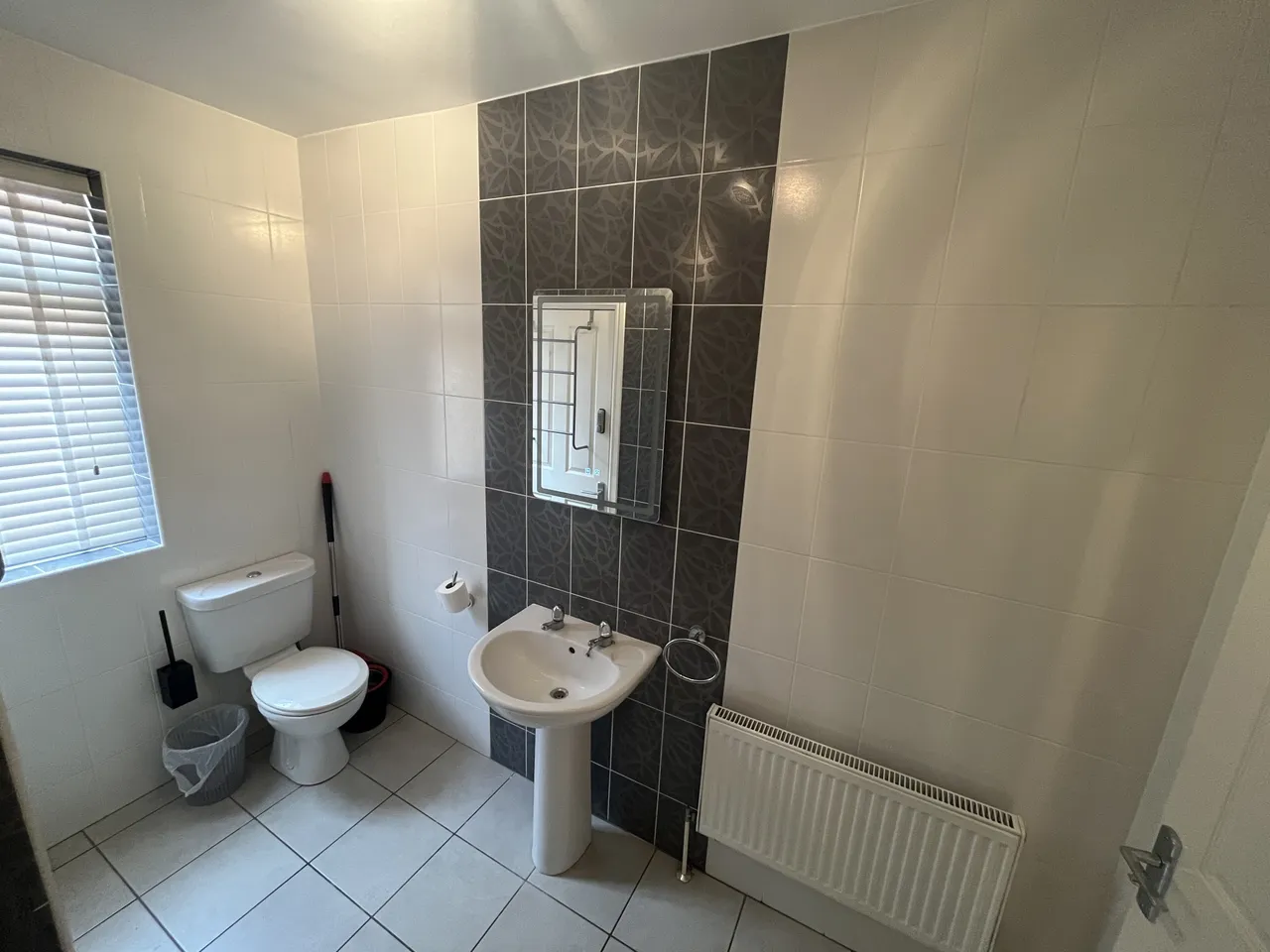 Room To Rent, Sandford Road, Balby, DN4 8EU, photo 4