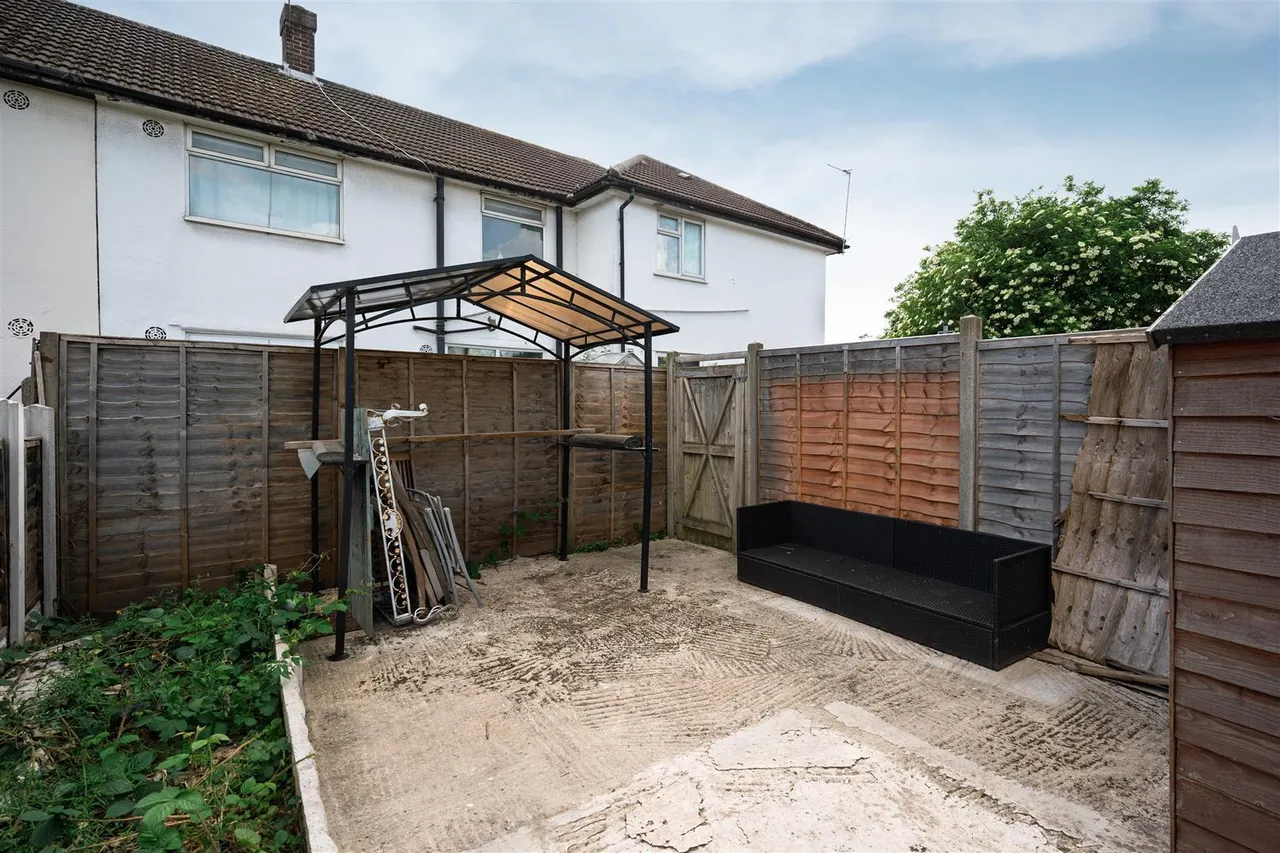 Rutters Close, West Drayton, UB7, photo 10