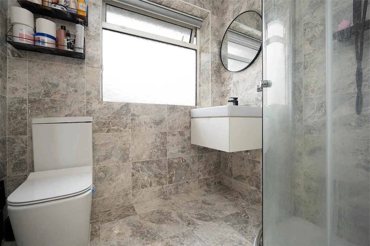 Rutters Close, West Drayton, UB7, photo 8