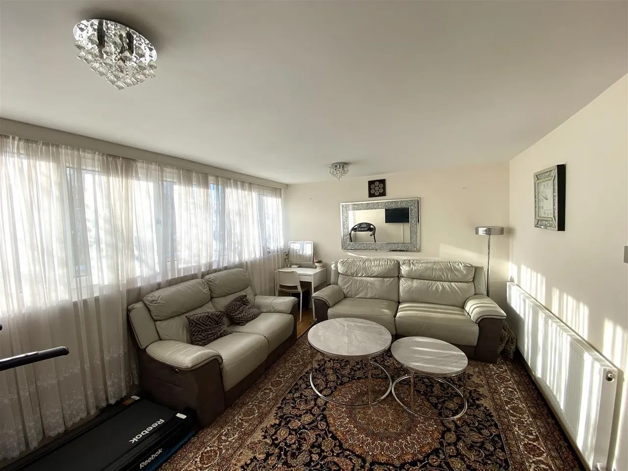 Ferraro Close, Hounslow, photo 4