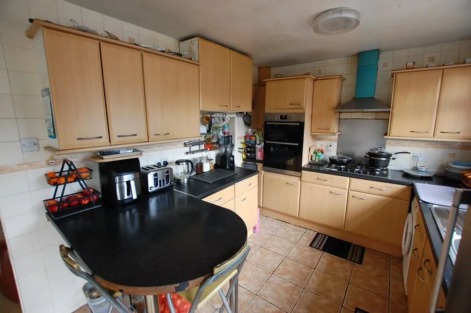 Mossley Road, Ashton-under-Lyne, Greater Manchester, OL6, photo 5