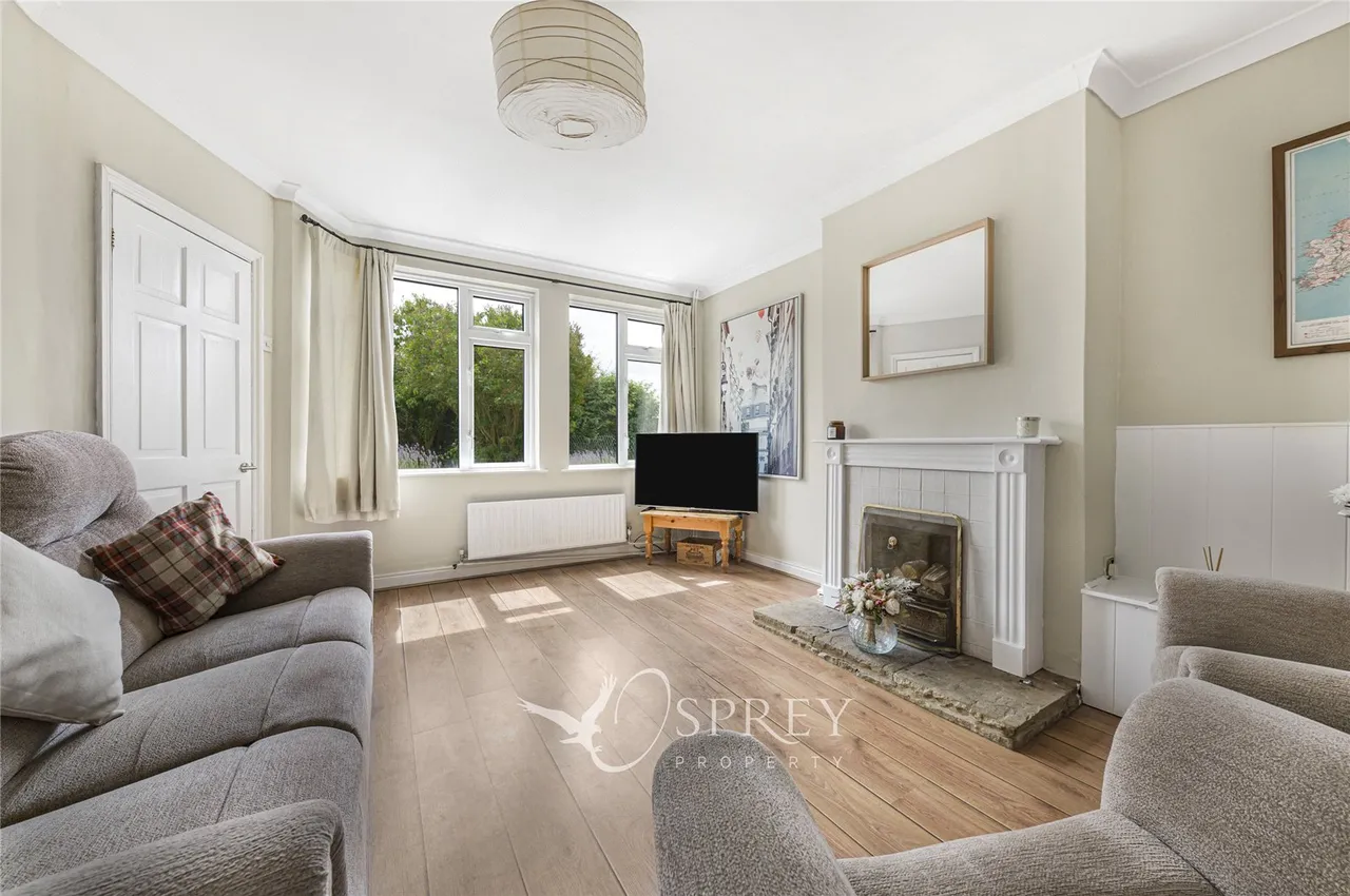 Benefield Road, Oundle, PE8, photo 5