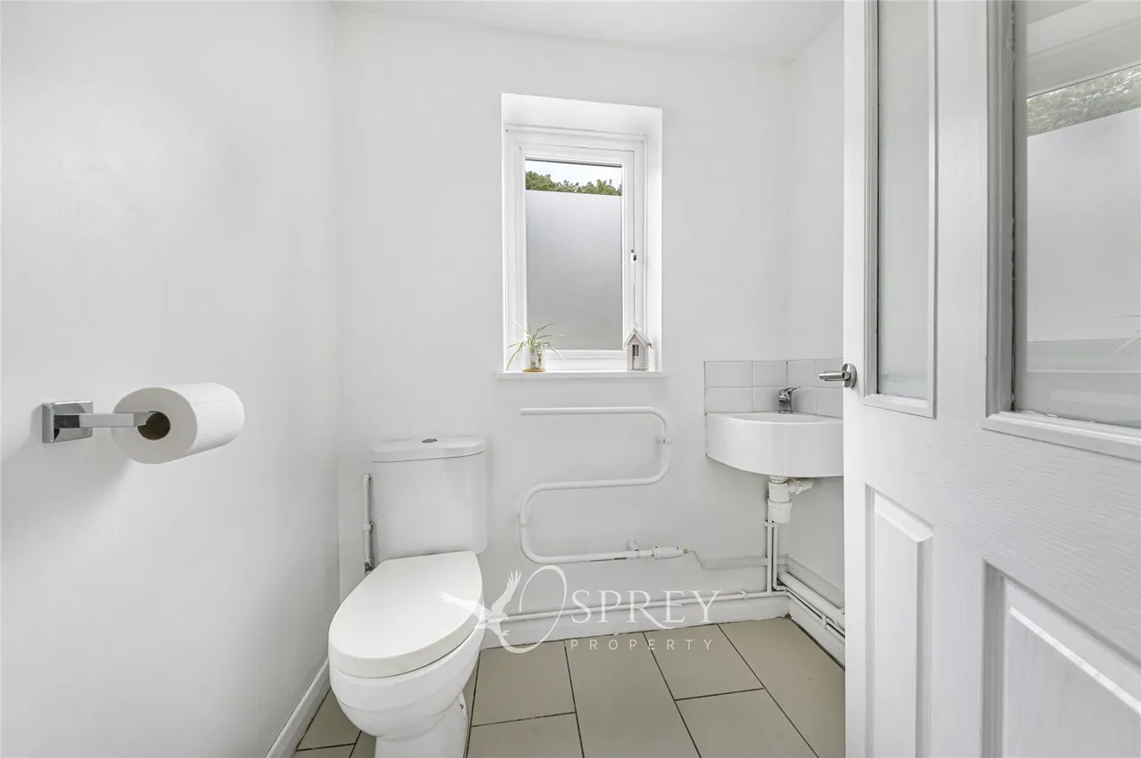 Benefield Road, Oundle, PE8, photo 9