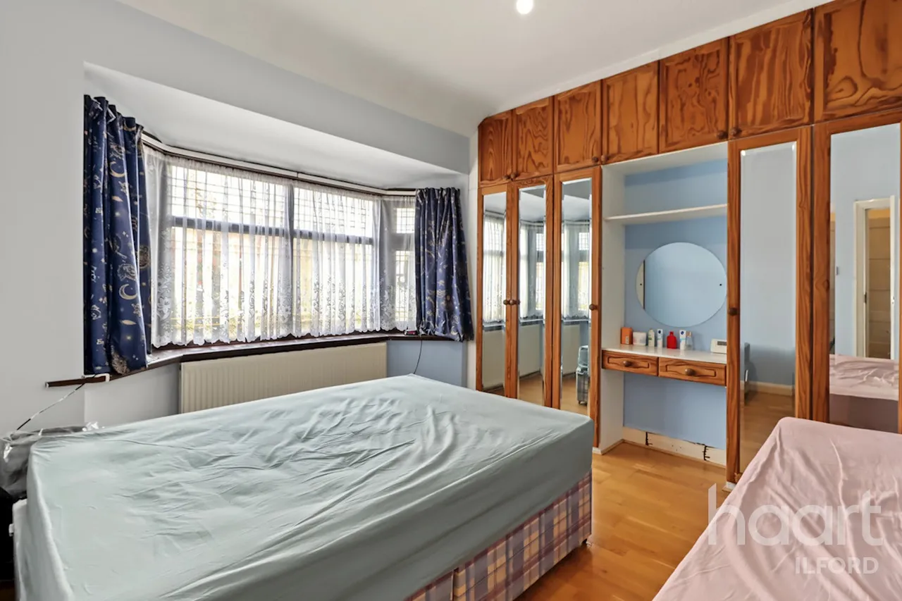 Clifton Road, Ilford, IG2, photo 13
