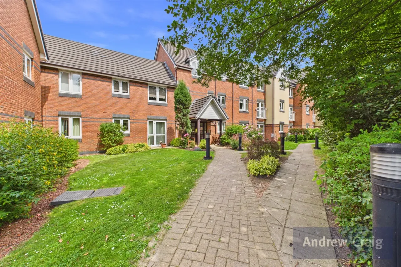 2 bed flat for sale, Beckenham Close, East Boldon, NE36