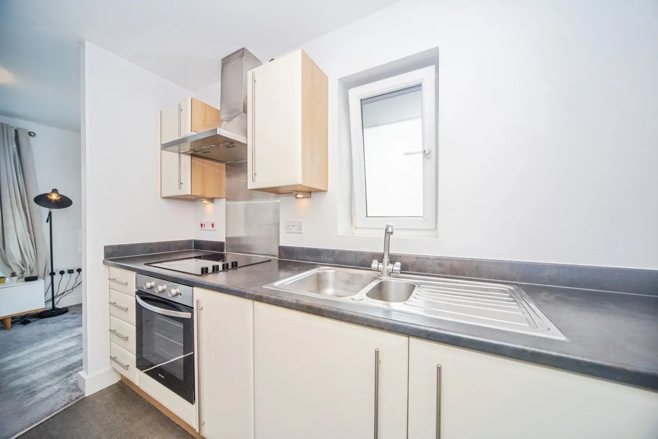 Archers Road, Southampton, SO15, photo 6