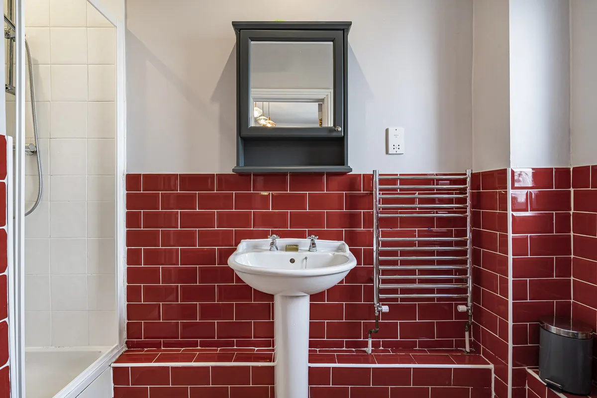 Plater Drive, Walton Manor, photo 16