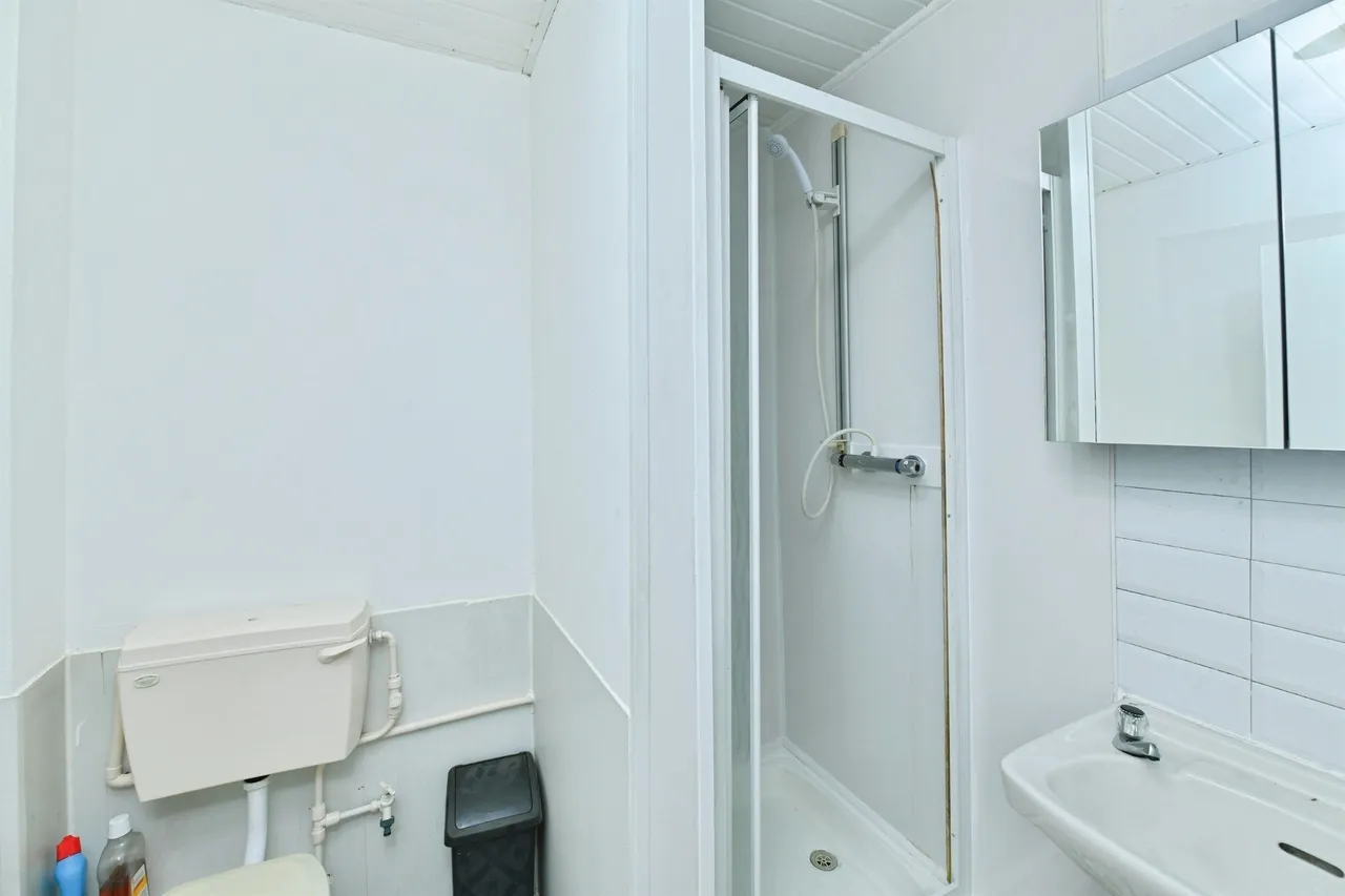 Sydney Street, Plymouth, PL1, photo 11