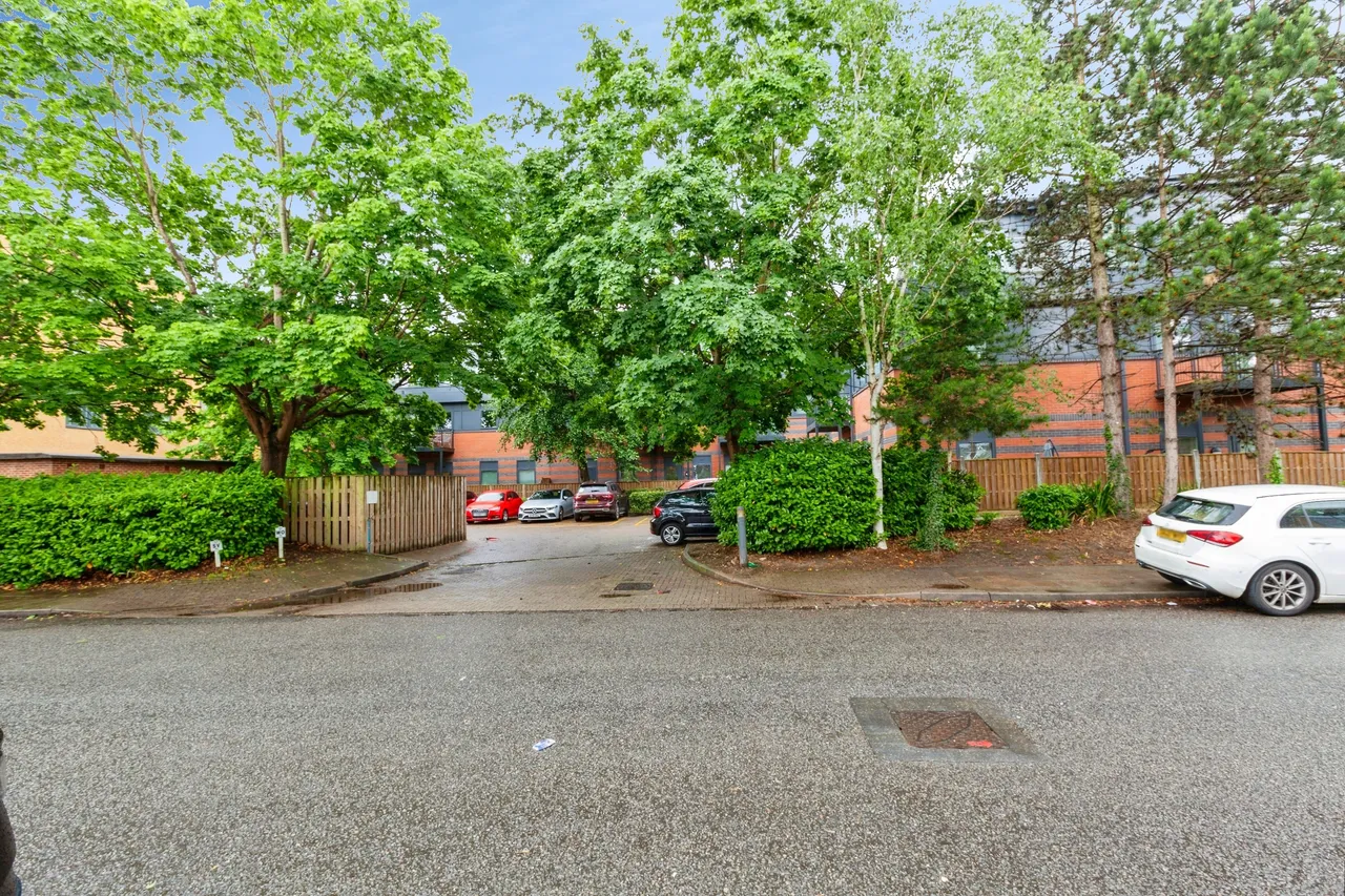 Clivemont Road, Maidenhead, SL6, photo 14