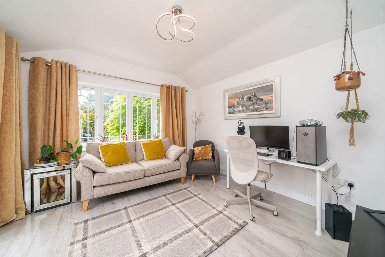 North Marston Lane, Whitchurch, HP22, photo 11