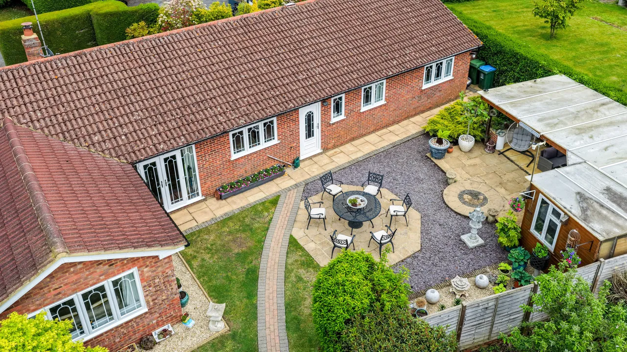 North Marston Lane, Whitchurch, HP22, photo 33