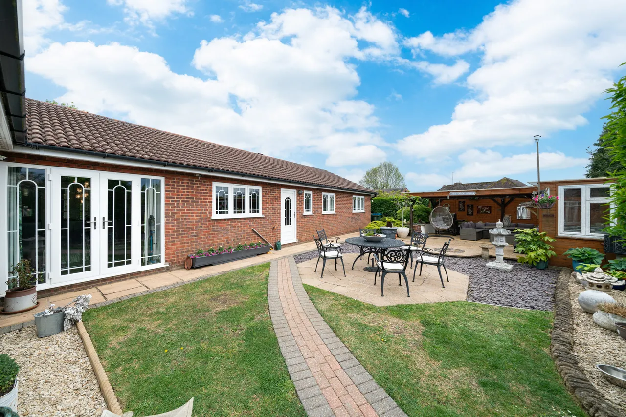 North Marston Lane, Whitchurch, HP22, photo 25