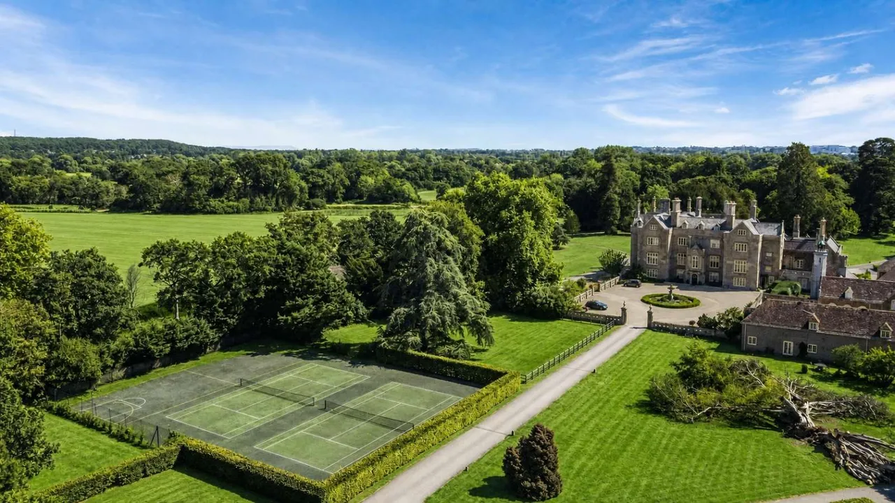 Hurn Court Lane, Hurn, BH23, photo 21