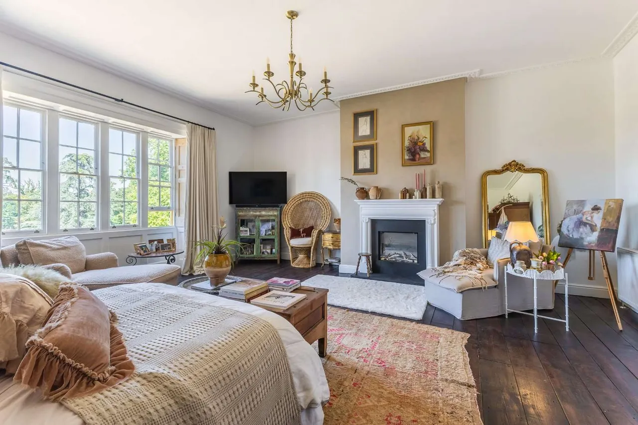 Hurn Court Lane, Hurn, BH23, photo 12