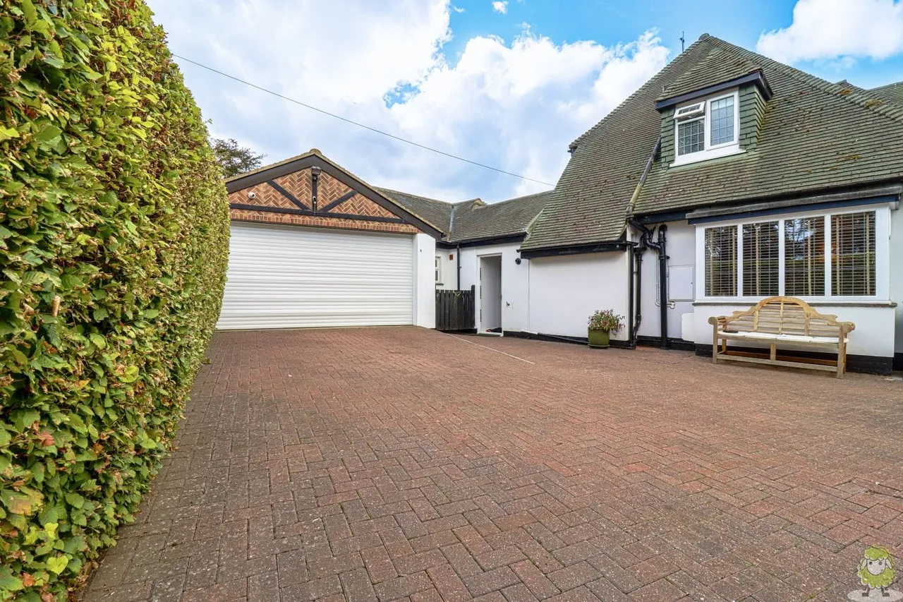 Lawn Drive, West Boldon, NE36, photo 7