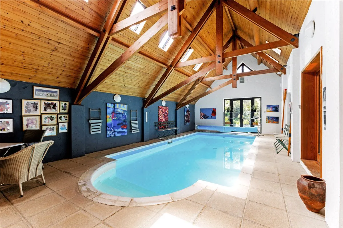 Lockeridge, Marlborough, SN8, photo 4
