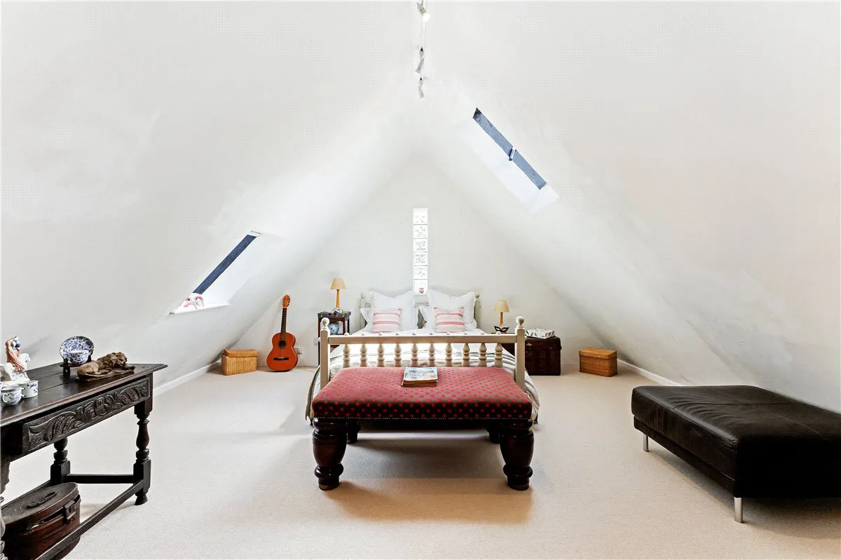 Lockeridge, Marlborough, SN8, photo 18