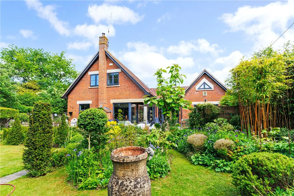Lockeridge, Marlborough, SN8, photo 21