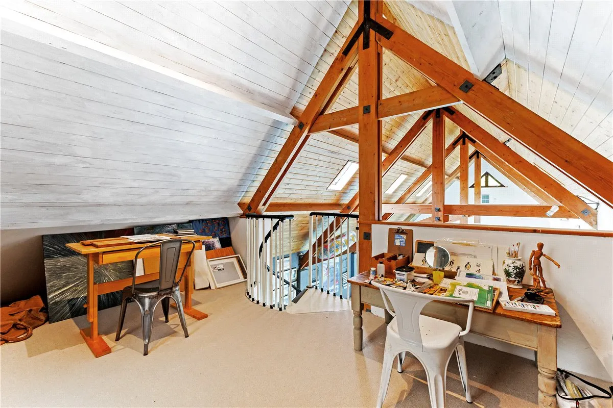 Lockeridge, Marlborough, SN8, photo 17