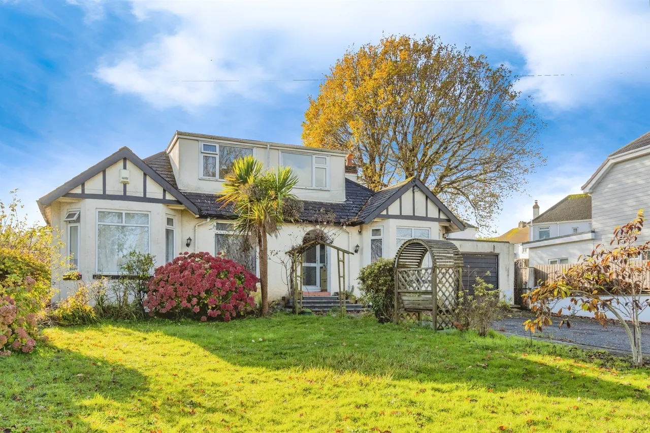 6 bed house for sale — Newton Road, Torquay
