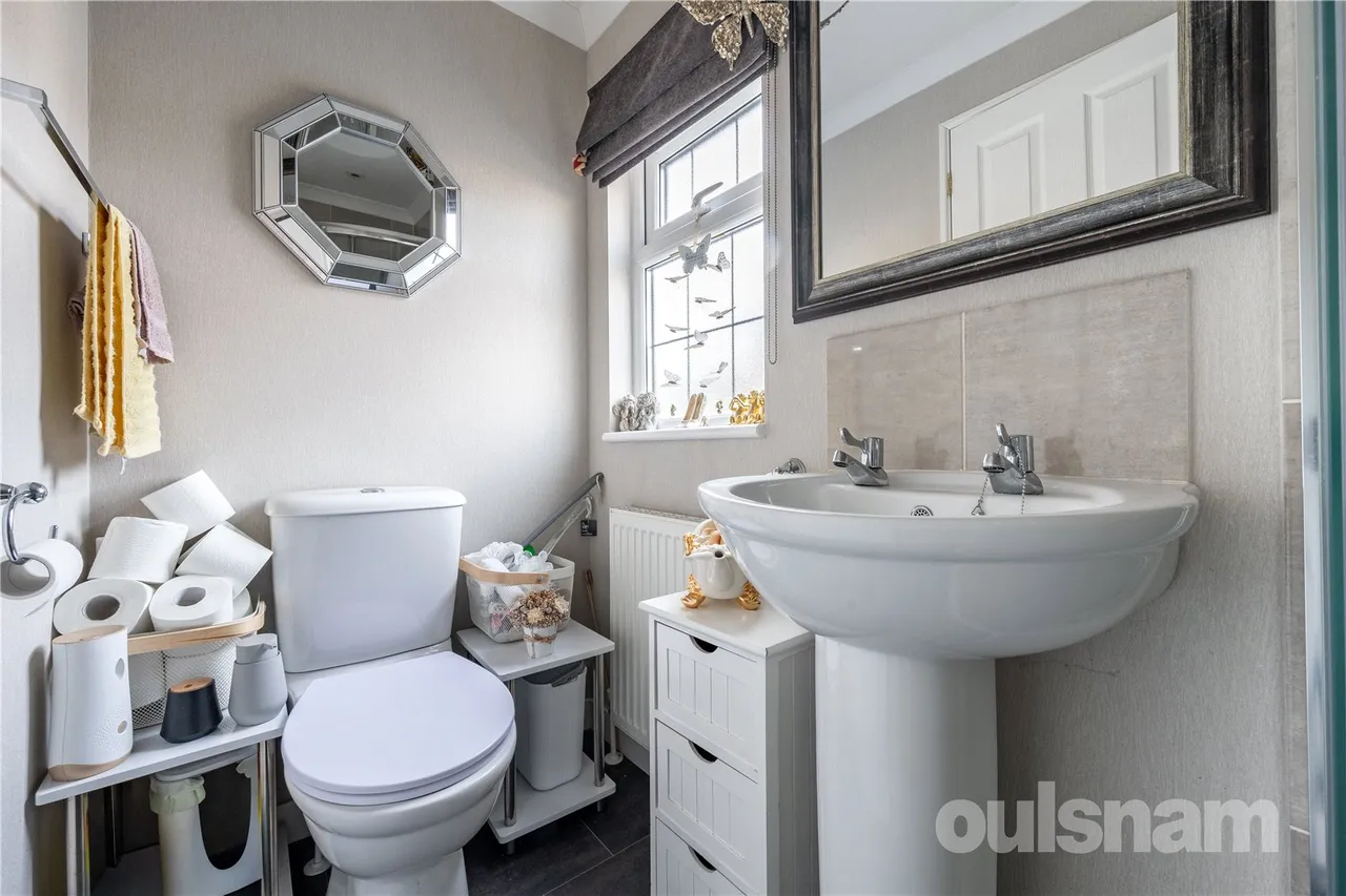 The Glen, Linthurst Newtown, Blackwell, Bromsgrove, B60 1BX, photo 10