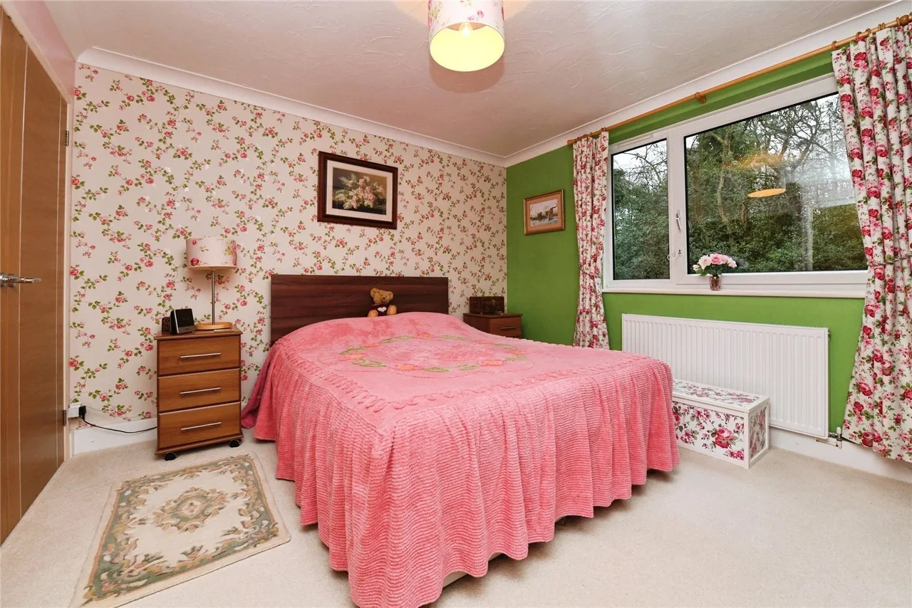Sawyers Hall Lane, Brentwood, CM15, photo 8