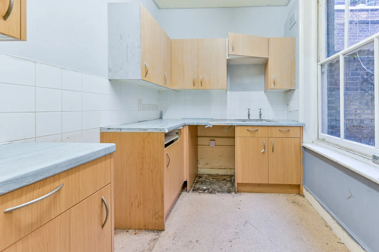 Flat A, 68 Camden Street, London, photo 2