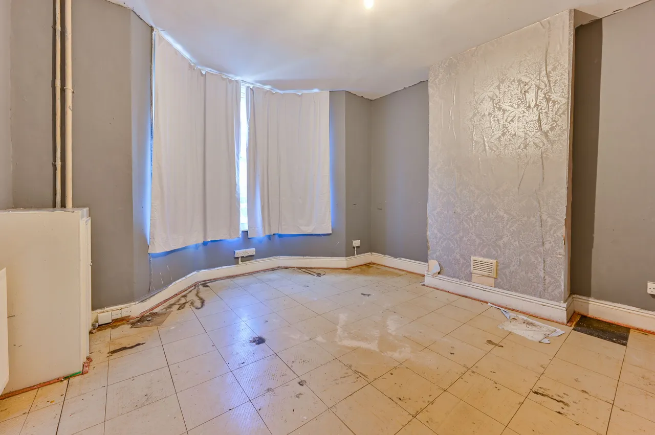 1 bed flat for sale — Flat A, 68 Camden Street, London