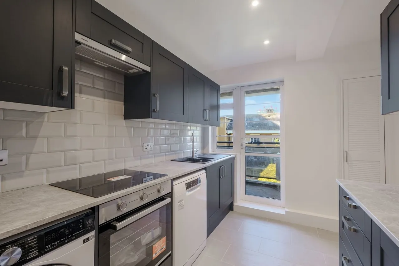 Cherwell House, Church Street Estate, NW8, photo 15