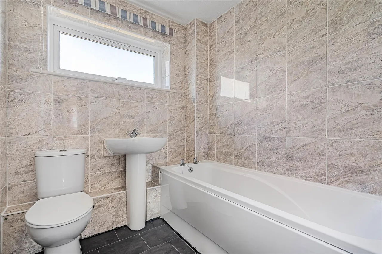 Ross Close, Saffron Walden, CB11, photo 12
