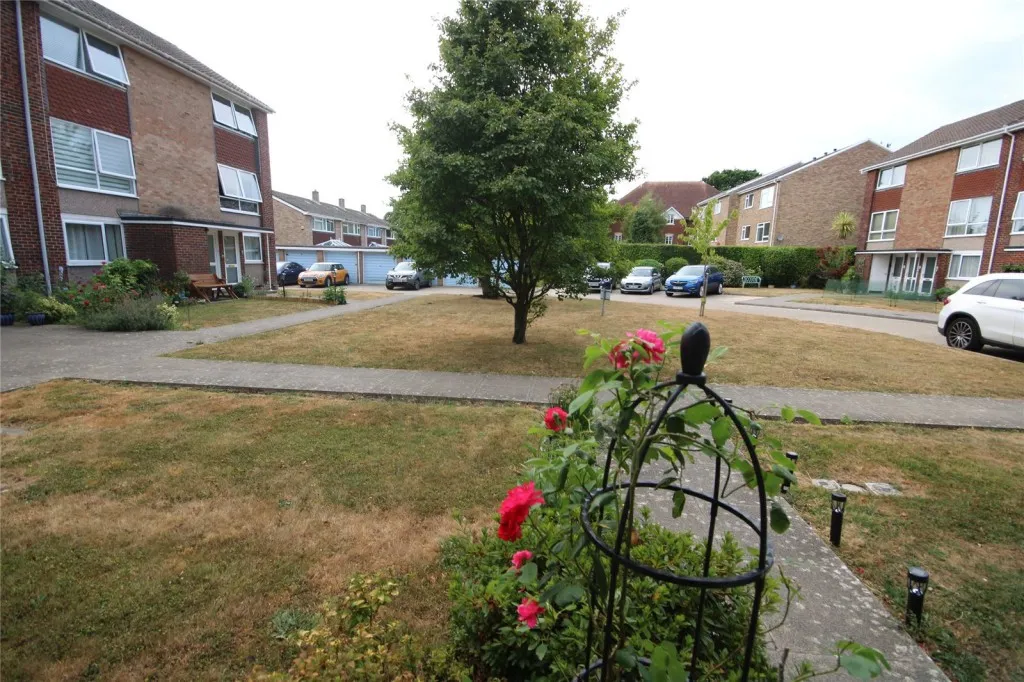 New Milton, Hampshire, photo 2