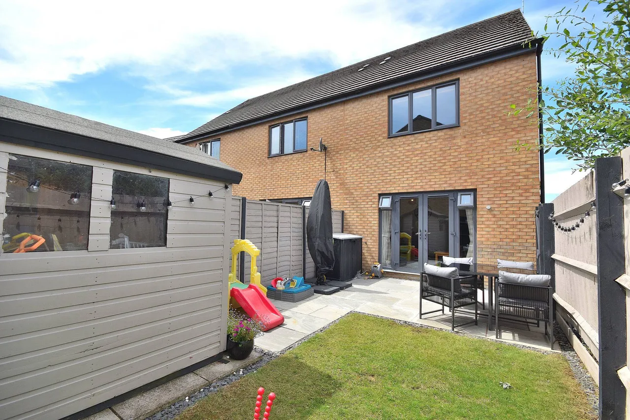 Kensington Close, Northampton, NN2 6NP, photo 14