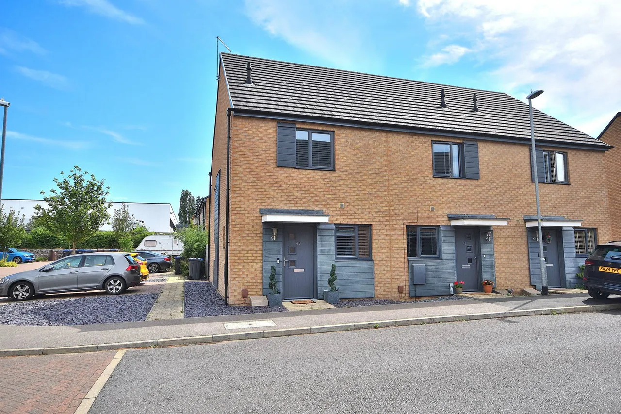 Kensington Close, Northampton, NN2 6NP, photo 16