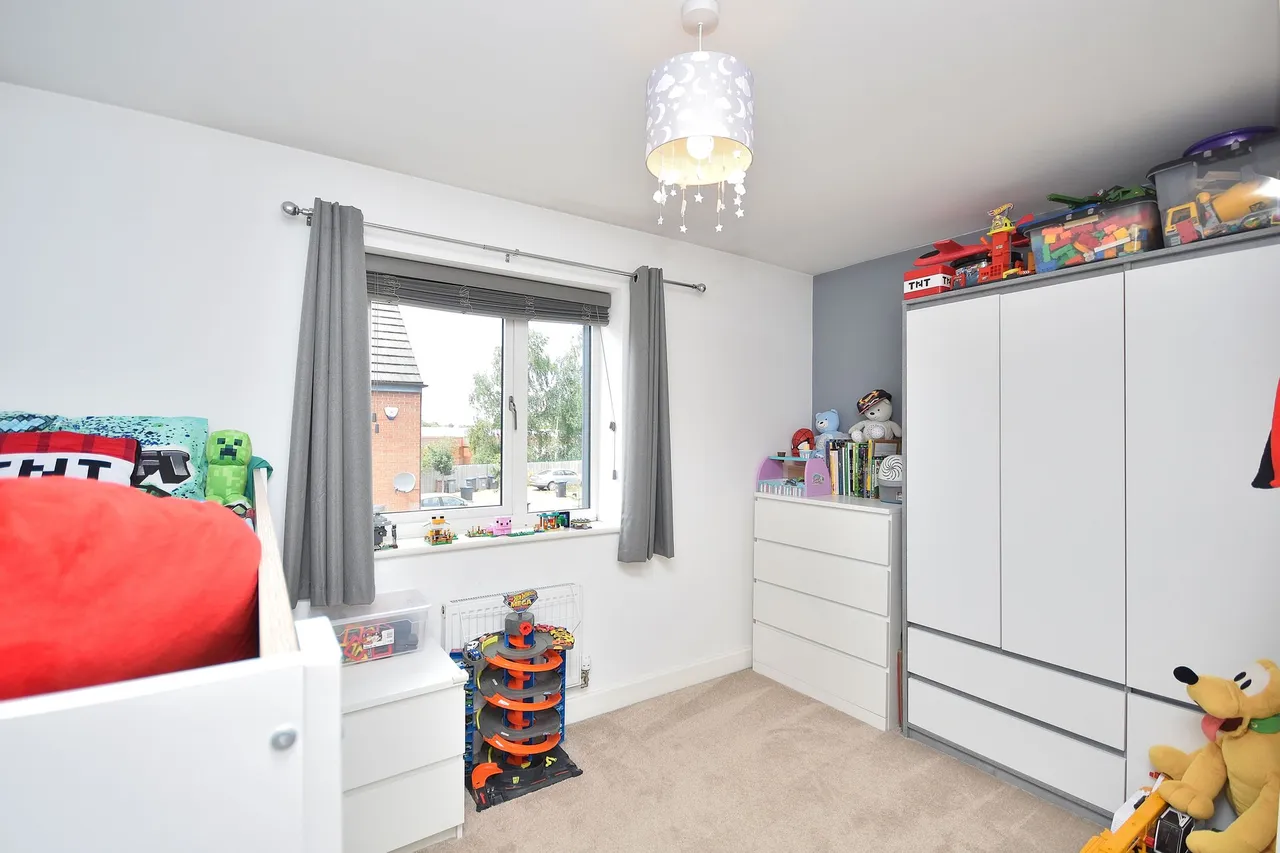 Kensington Close, Northampton, NN2 6NP, photo 10