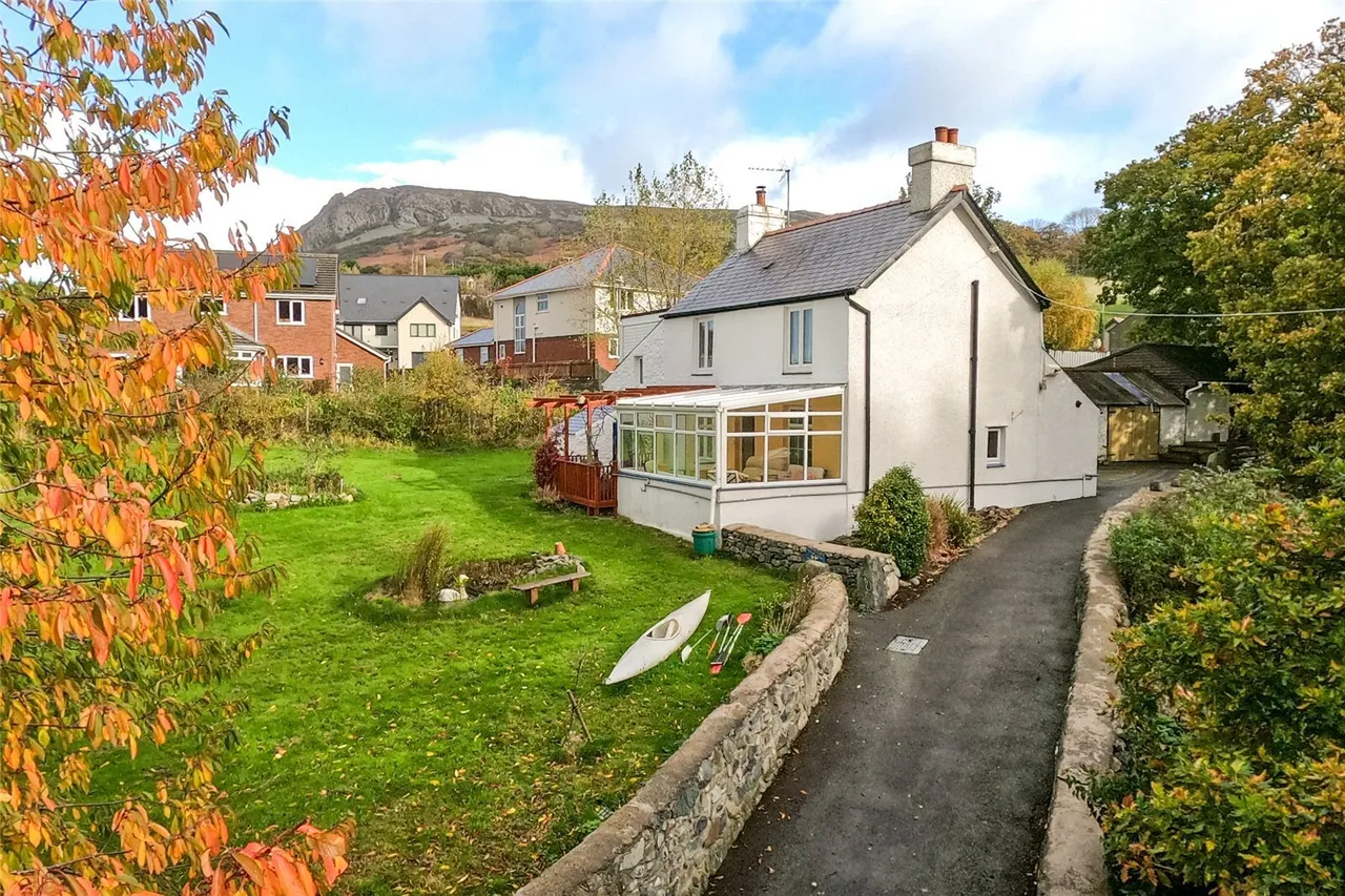 Valley Road, Llanfairfechan, LL33, photo 7