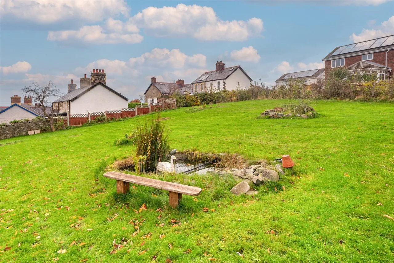 Valley Road, Llanfairfechan, LL33, photo 32