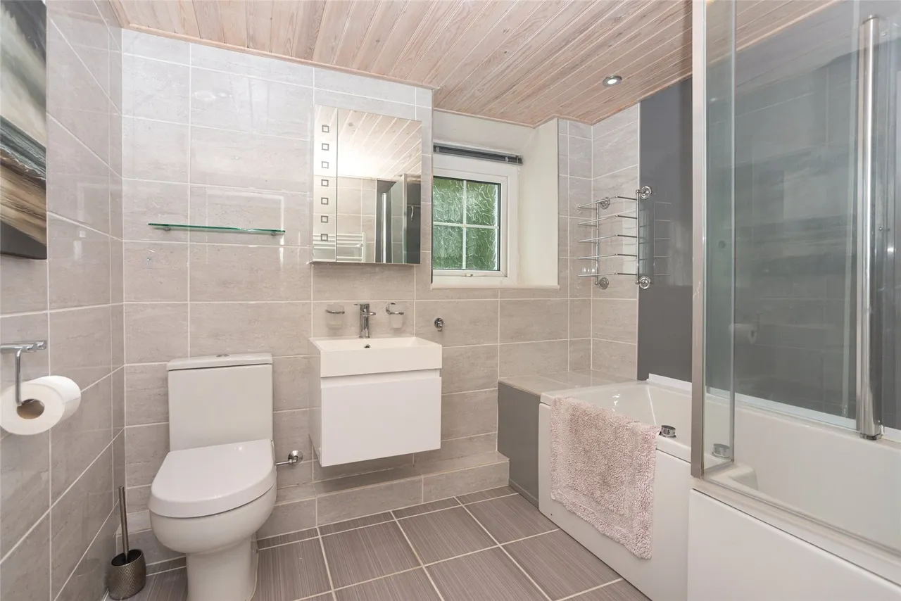 Valley Road, Llanfairfechan, LL33, photo 8