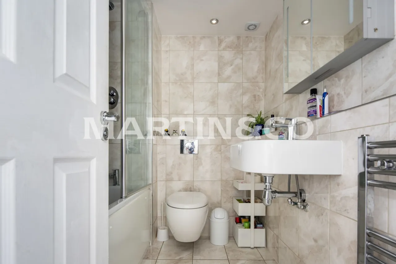 Queenswood Gardens, Aldersbrook, London, photo 11